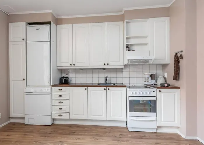 Self-service 10 Min From Bus-&railway Station, Free Bike! 아파트 *